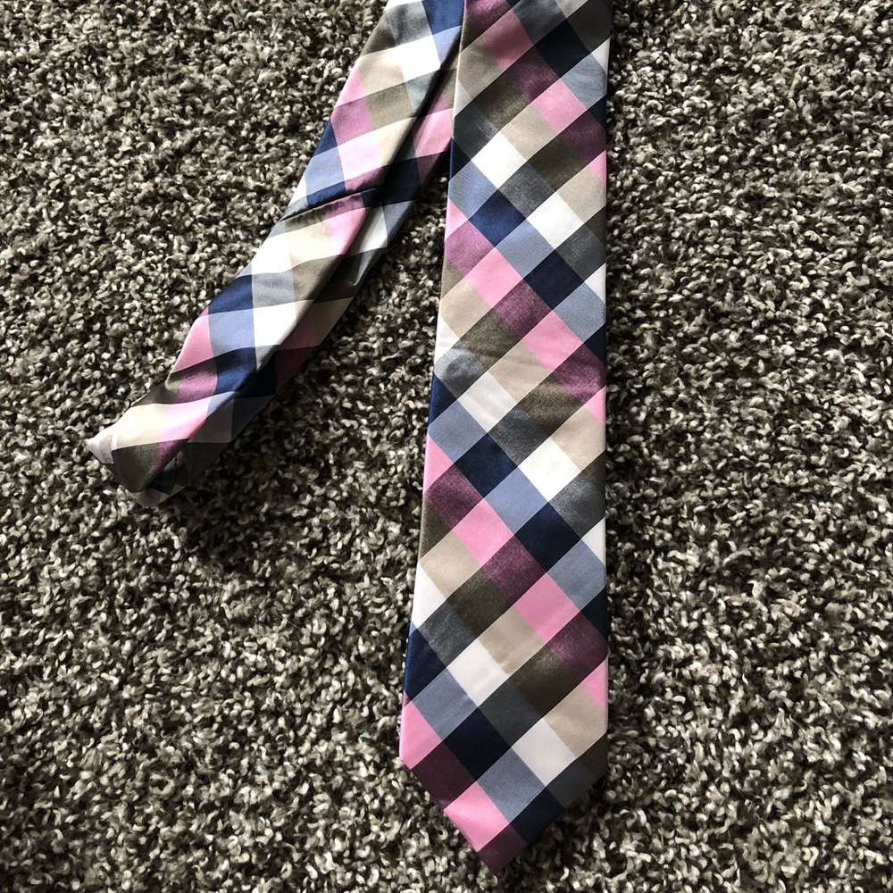 Plaid multicolored tie